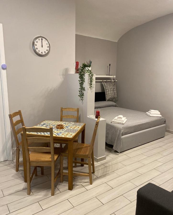 Apartamento Ropelli Santa Chiara Nápoles Exterior foto